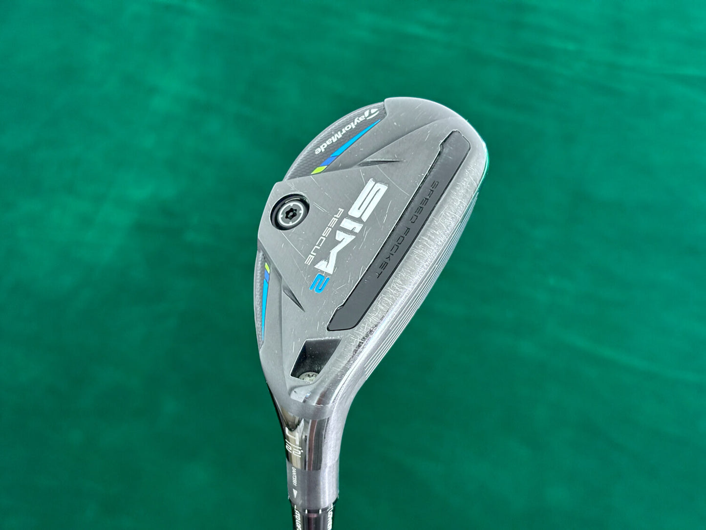 TaylorMade SIM2 U4 - Hybrid (Stiff)