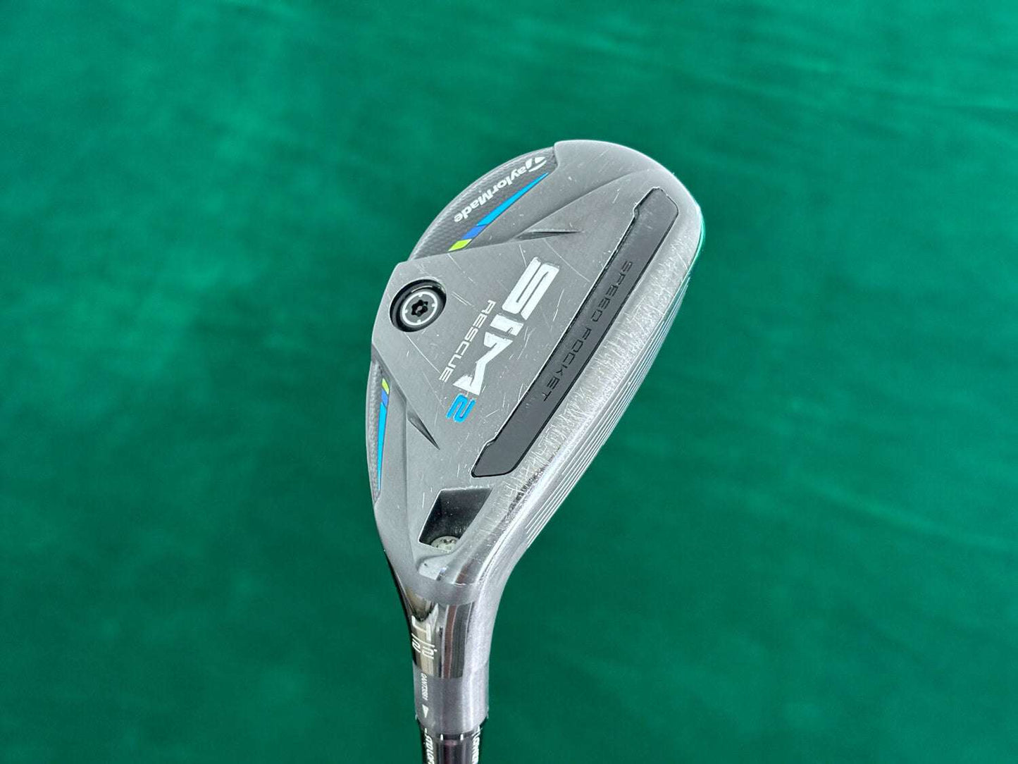 TaylorMade SIM2 U4 - Hybrid (Stiff)