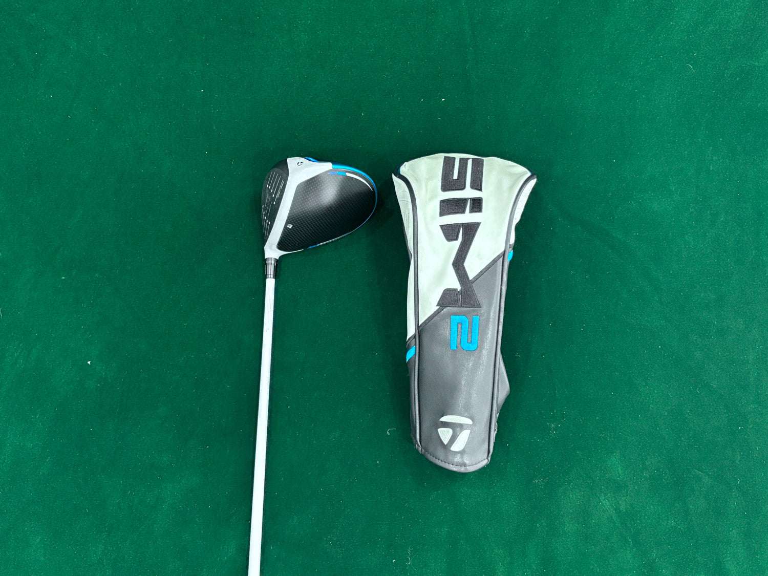 TaylorMade SIM2 10.5° - Driver (Stiff)