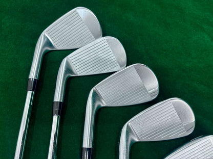 Titleist T100 (2023) 5-PW - Iron Set (Stiff)