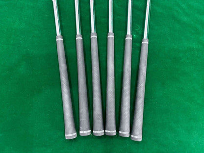 Titleist T100 (2023) 5-PW - Iron Set (Stiff)