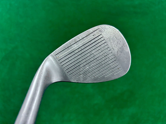 Titleist VOKEY SPIN MILLED SM8 Black 58°/12°D - Wedge (Stiff)