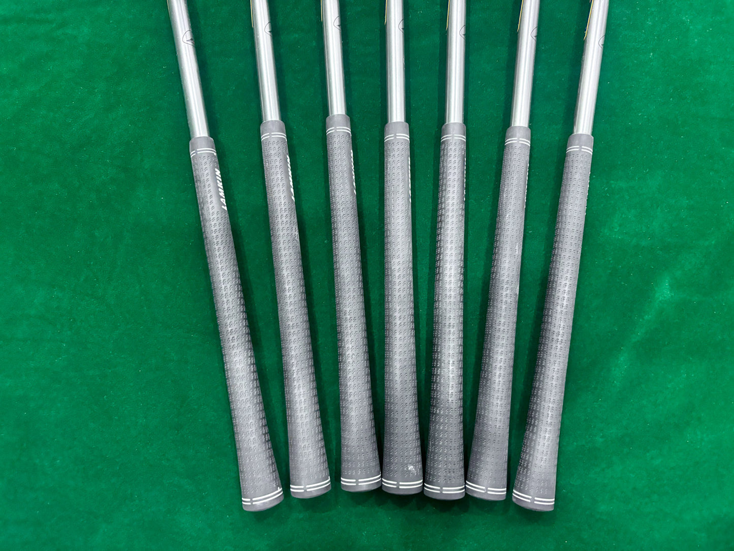 TaylorMade R7 XR 4-PW  - Iron Set (Regular)