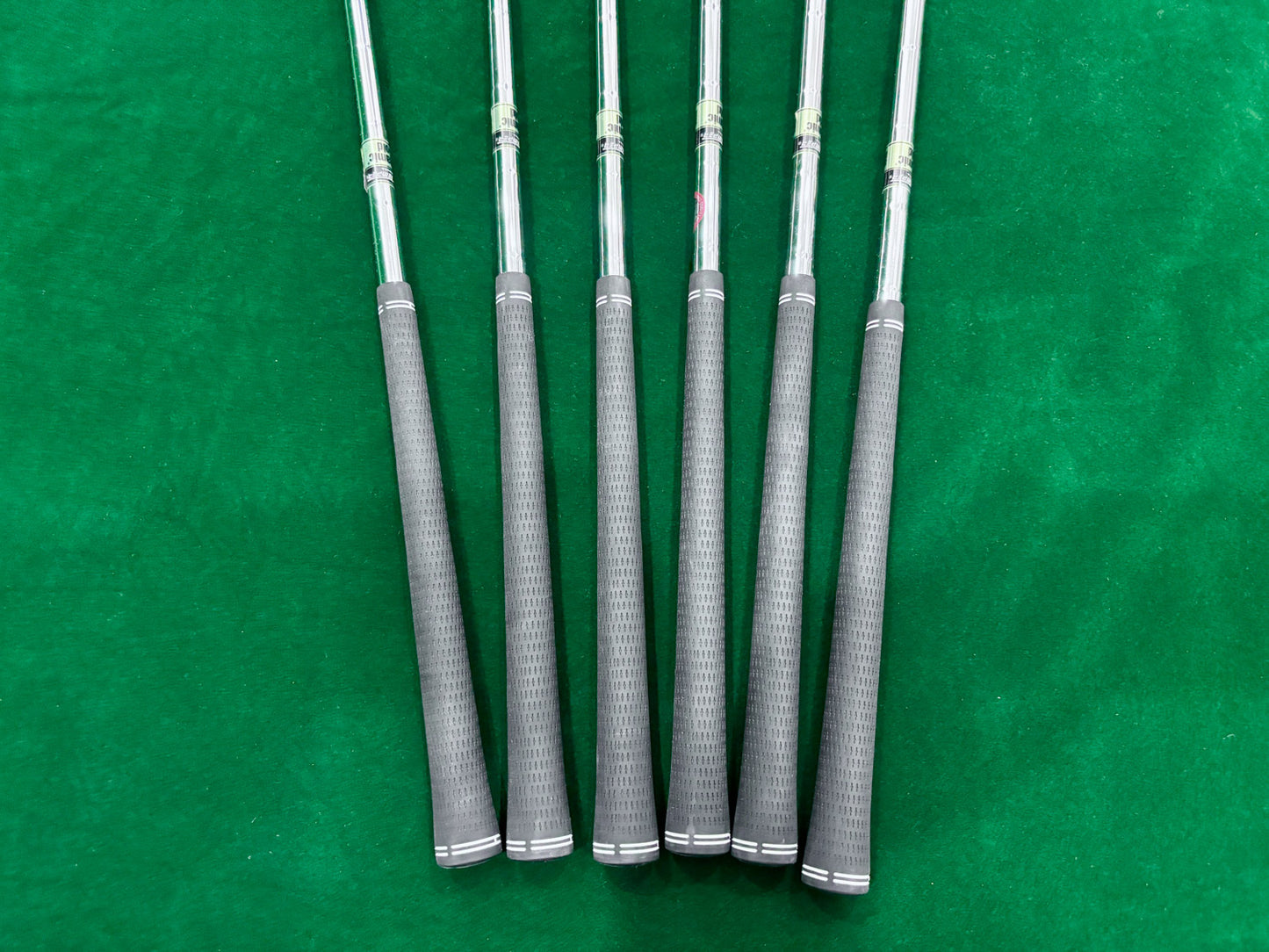 TaylorMade P790 5-PW - Iron Set (Stiff)