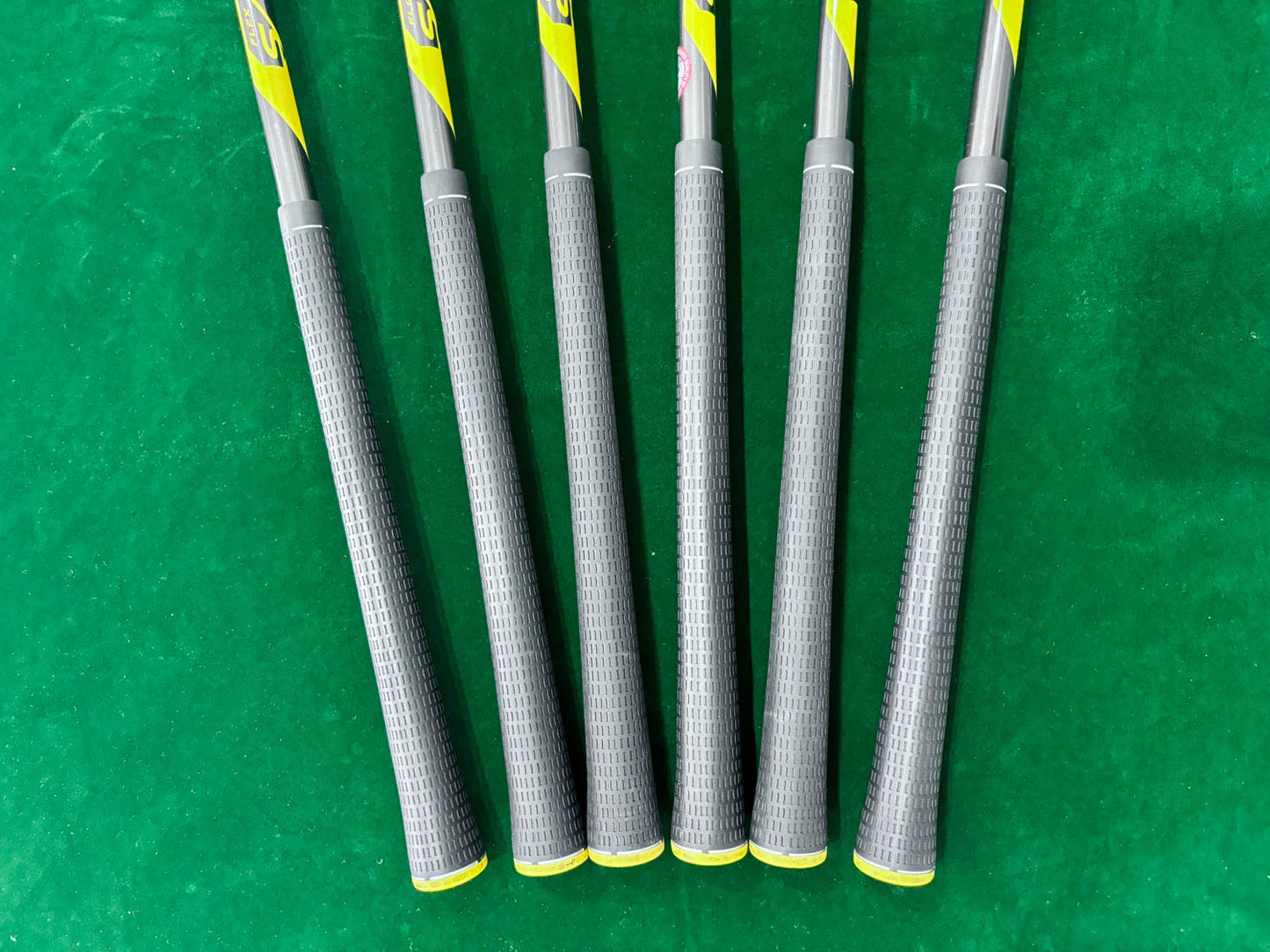 TaylorMade ROCKET BLADEZ MAX 6 PIECES - Iron Set (Stiff)