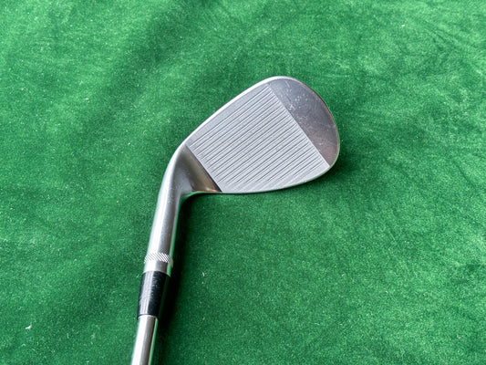The Titleist Vokey Spin Milled SM7 Chrome 58°/08°M  - Wedge (Stiff)